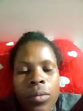 Snapshot of Caramelchick01 chatting on 10.16.25 Caramelchick01 online show from 10.16.25