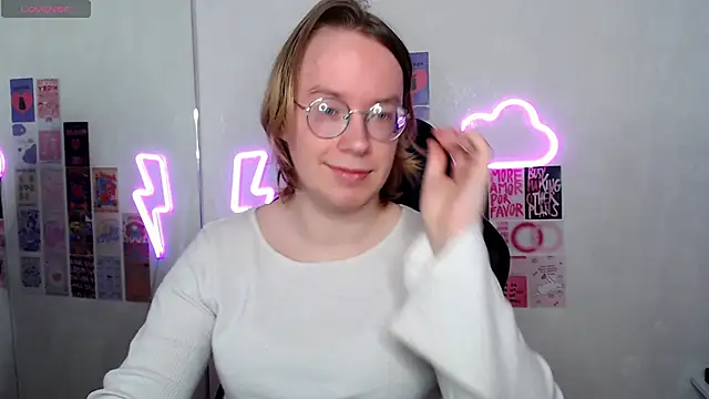 Snapshot of Amanda_Butlerr chatting on 04.11.26 Amanda Butlerr online show from 04.11.26