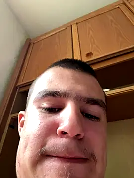 Snapshot of pussyhunter323557 chatting on 10.02.25 pussyhunter323557 online show from 10.02.25