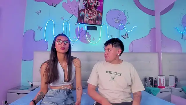 Snapshot of Ethan_N_Abby chatting on 09.11.25 Ethan N Abby online show from 09.11.25