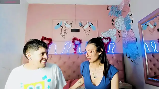 Snapshot of Ethan_N_Abby chatting on 09.18.25 Ethan N Abby online show from 09.18.25