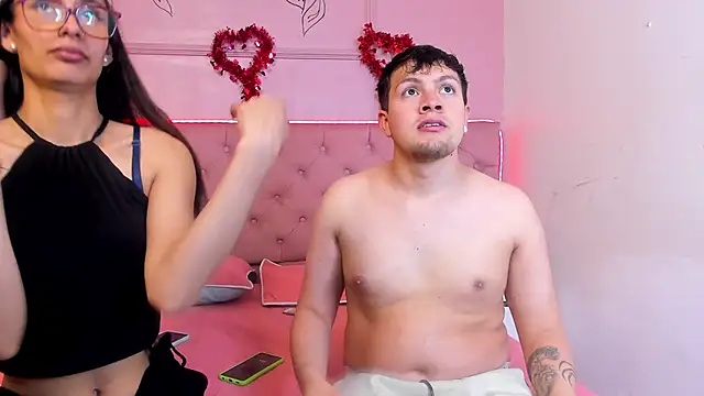 Snapshot of Ethan_N_Abby chatting on 09.22.25 Ethan N Abby online show from 09.22.25