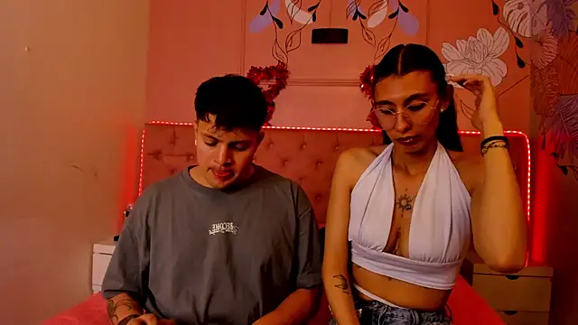 Snapshot of Ethan_N_Abby chatting on 09.27.25 Ethan N Abby online show from 09.27.25