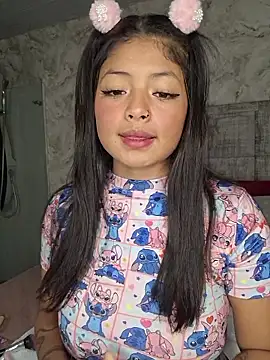 ashleythompson2025 online show from 01.08.26