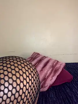 Lady-Amina online show from 12.19.25