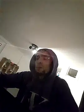 Snapshot of Kinshasa95 chatting on 12.20.25 Kinshasa95 online show from 12.20.25