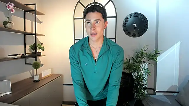 AustinJones  online show from 09.15.25