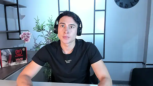 AustinJones  online show from 02.14.26