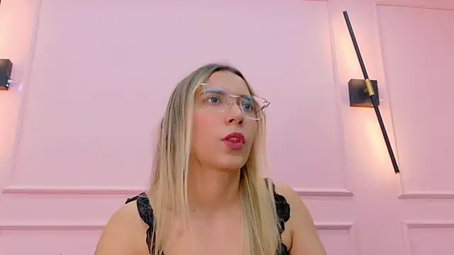MaddieTease online show from 01.07.26