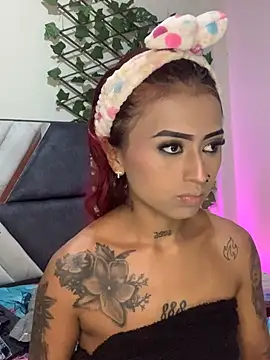 Snapshot of Dirty_isabella18 chatting on 02.26.26 Dirty isabella18 online show from 02.26.26