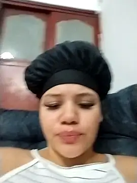 SirenRouge 69 online show from 02.17.26