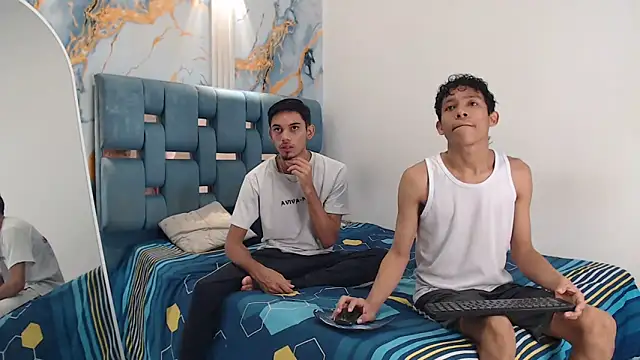 BEAUTY BOYS1 online show from 04.01.26