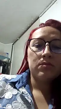 Snapshot of fieryluciana chatting on 10.20.25 fieryluciana online show from 10.20.25