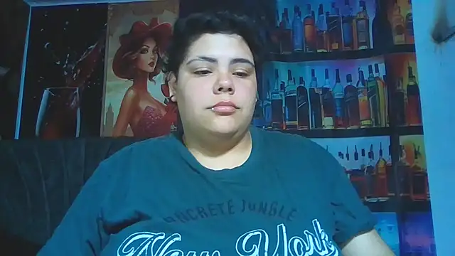 Snapshot of Hailey_Curvy chatting on 06.17.26 Hailey Curvy online show from 06.17.26