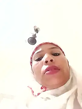 Snapshot of Rubi_sarma chatting on 10.11.25 Rubi sarma online show from 10.11.25