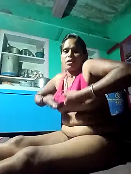 cute diya 12 online show from 10.18.25