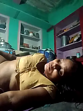 cute diya 12 online show from 10.22.25