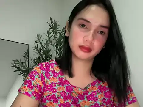 Snapshot of Sweet_Hannahx chatting on 07.27.26 Sweet Hannahx online show from 07.27.26