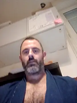 Snapshot of whatYwantMorrre chatting on 10.30.25 whatYwantMorrre online show from 10.30.25