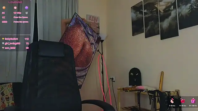 laracroftmansion online show from 07.28.26