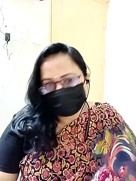 Snapshot of Ananya_flower chatting on 09.20.25 Ananya flower online show from 09.20.25