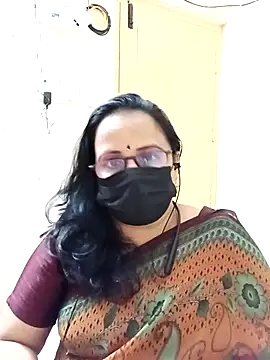 Snapshot of Ananya_flower chatting on 09.22.25 Ananya flower online show from 09.22.25