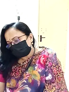 Snapshot of Ananya_flower chatting on 10.03.25 Ananya flower online show from 10.03.25