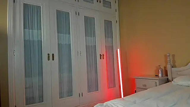 suzysuza online show from 09.25.25