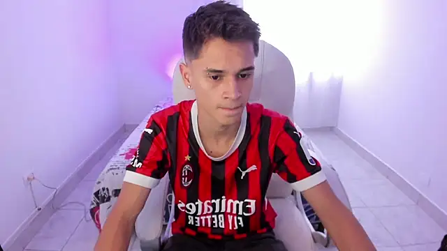 Aron Boyy online show from 09.19.25