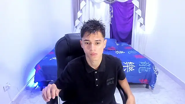 Aron Boyy online show from 10.17.25