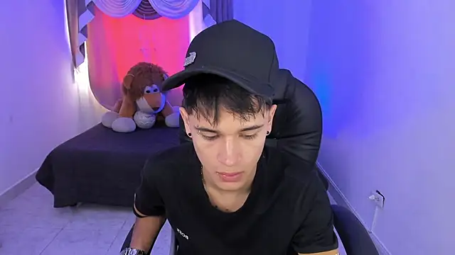 Aron Boyy online show from 03.03.26