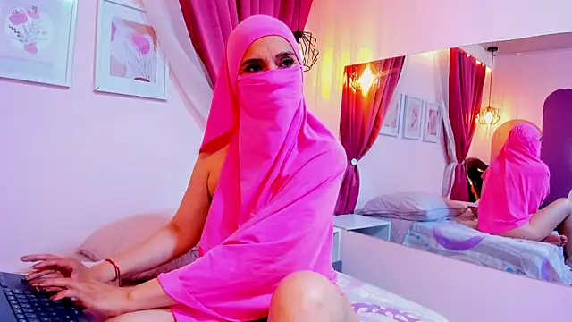 DaliaRahal online show from 12.17.25