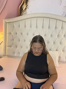 Lucy Milf 474 online show from 07.25.26