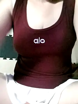 Surrilove online show from 09.24.25