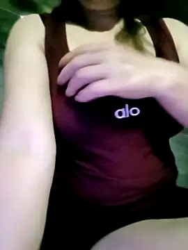 Surrilove online show from 03.21.26