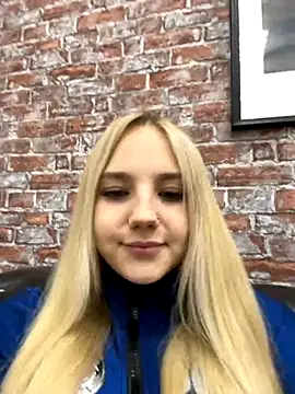 Sky Cutie online show from 09.30.25