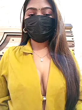 Snapshot of anjalibb chatting on 04.19.26 anjalibb online show from 04.19.26