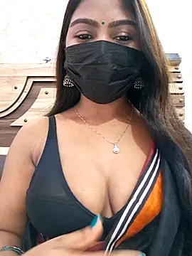 Snapshot of anjalibb chatting on 04.28.26 anjalibb online show from 04.28.26