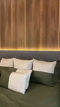 AliceRitter online show from 10.26.25