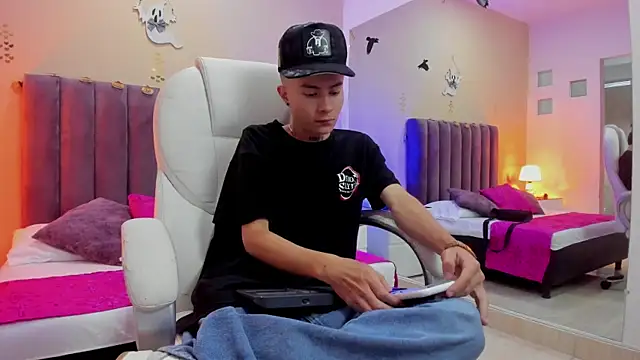 Nascary Fox online show from 10.28.25