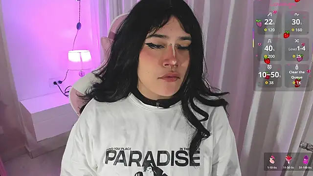 mia yeager online show from 11.23.25