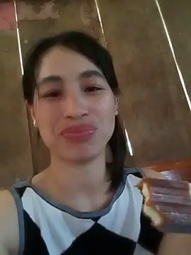 Snapshot of misa_00 chatting on 05.19.26 misa 00 online show from 05.19.26