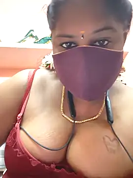 Snapshot of bakyasree143 chatting on 03.04.26 bakyasree143 online show from 03.04.26