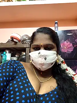 Snapshot of bakyasree143 chatting on 04.06.26 bakyasree143 online show from 04.06.26