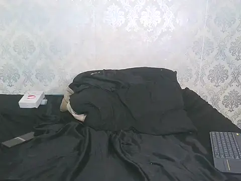 leandro477 online show from 11.21.25