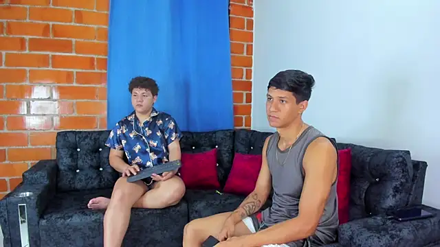 Robertmiller21 online show from 10.31.25