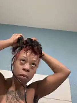 Tishrella6 online show from 11.29.25