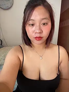 maianhcute online show from 10.23.25