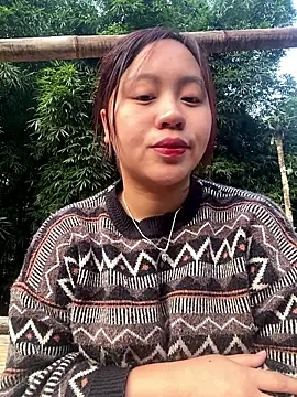 maianhcute online show from 12.21.25