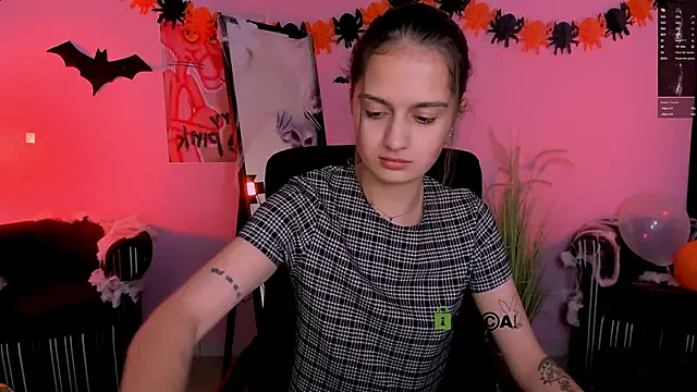 talia seduce online show from 10.29.25